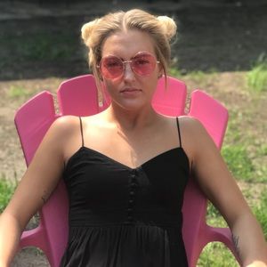 Meet your Posher, Heidi